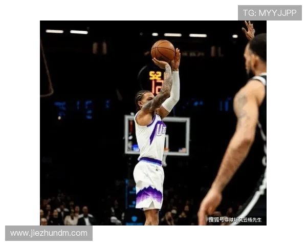 马尔卡宁狂砍32分詹姆斯贡献18分爵士成功终结湖人六连胜之路